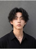 スパイラルパーマ×波巻きパーマ×センターパートウルフカット