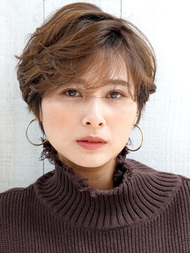 ナオシ トレス 富雄店(nao*c tres) 【富雄nao*c】ベージュカラー☆大人かわいい丸みショートヘア