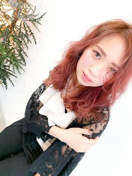 バニラ 大宮店(VANILLA) 赤グラデーション