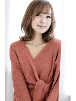 アビュー(abyu) 外ハネミディアム