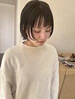 キュー(que)&nbsp;黒髪ボブウルフ