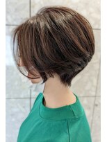 ヴィラ 川西店(Villa)&nbsp;大人可愛い切りっぱなしひし形レイヤーカットモカベージュ