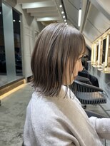 ロンドワン 三宮元町(Lond one)&nbsp;逆インナーカラー/アウターカラー/ミルクティーベージュ/ボブ