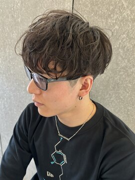 ニアウ 太田店(Niau) メンズパーマニュアンスパーマ波巻きスパイラルパーマ眉毛太田