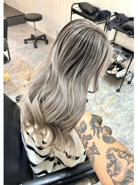 ブレンド 渋谷(BLend) ハイライトカラーマチルダボブインナーグレージュ前髪