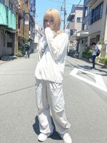 ヒカリス 東三国(HIKARIS) 笑顔溢れるミディアムレイヤーくびれウルフボブ