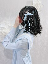 アトリエビューティーアミュ(atelier beauty AmU) 推し活 ライブ イベント 編み込みハーフツイン×ラメwax・リボン