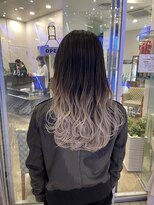 ヴィフアヴェダ(Vif AVEDA)&nbsp;黒×白 裾グラデーションカラー