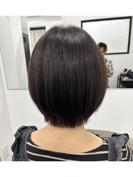 グミ(gumi) ショートボブ