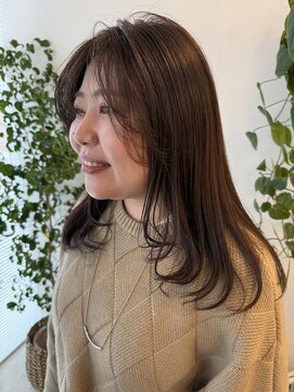 ニーナ(NI-NA) 水素カラーカット×ロング