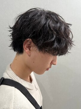 フゥ 宇都宮(FeU) 栃木緩め波巻きパーマシャドウパーマメンズマッシュウルフカット