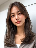 ロティー(loty)&nbsp;レイヤーカット 赤み消し オリーブグレージュ 透明感カラー 20代