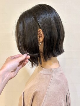 モリオ フロム ロンドン 成増店 【morio成増/宇佐美】こなれ切りっぱなしボブスタイル