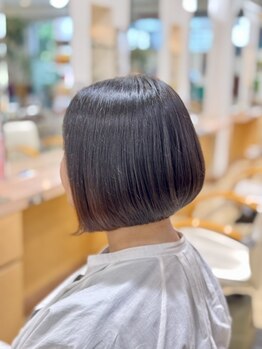 美容室 コーラルの写真/大人可愛いスタイルが定評♪髪質・クセを見極めてカットするので自宅でもスタイリングがしやすいです！
