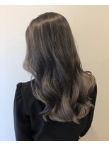 エンタリティリット(entality lit)&nbsp;韓国風×グレージュカラー