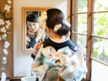 ヘアーメイク着付けサロン星禮礎【ヘアーメイクキツケサロンセレソ】の写真/着物の魅力を最大化する、計算されたヘアセット。特別な日の装いをトータルプロデュース