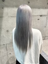 グランアージュ 池袋東口店(grandage)&nbsp;スモーキーホワイトシルバー/ハイトーンダブルカラー/