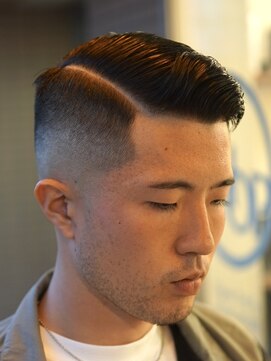 ザチョップショップ キチジョウジ(THE CHOP SHOP KICHIJOJI) サイドパートスキンフェードカットシェービング吉祥寺理容室