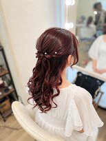 マカリィ 池袋店(Makalii) ねじりハーフアップ