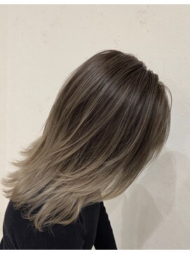 エリス ウメダ(Eliss umeda) 【冬カラー】透明感ハイライト☆外国人風バレイヤージュ