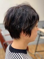 ミーティア バイ クアトロ(Meteor By QUATRO) 立体感まるみショートボブ☆