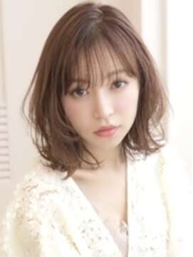 アグ ヘアー シーファ 石巻さくら町店(Agu hair sifa) 小顔に見えるバランスミディ