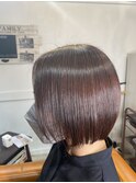ピンクベージュ