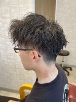 クオリア(Quaria)&nbsp;ツイストスパイラルパーマツーブロックアップバング刈り上げ☆