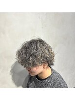 クロー(CROW)&nbsp;波巻きパーマ×ハイライト