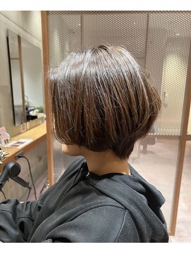 エン バイ ヘアーリーフ 西田辺店(EN by Hair Leafy) ショートボブ/ショートヘア/グレーベージュ/くびレイヤー