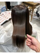 レイラバイアフロート 吉祥寺(Lila by afloat)&nbsp;【畑中正敏】20代30代40代◎ひし形レイヤーくびレイヤー