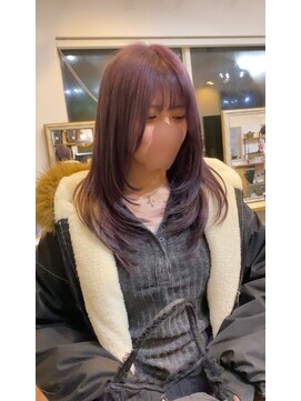 「周りと差がつく」ラベンダーグレージュ×顔周りレイヤー