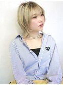 ショート＆ボブ専門サロン【BIRTH】ハイトーン外ハネショート