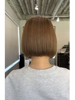バトー バイ トリコ 船橋北口店(BATEAU by tricot)&nbsp;ボブヘア×ベージュ