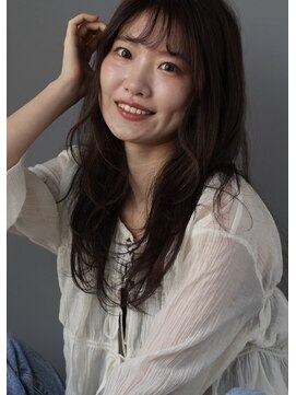 ヘアーループセラデザインワークス(Hair ruup Sela design works) ナチュラルブラウンにふんわり巻き髪
