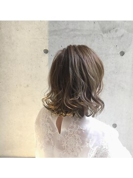 ホフ 大阪心斎橋店(F.O.F) イルミナカラーマットグレー 【ホフ/大阪/心斎橋/難波】