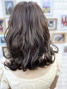 ニーケ 池袋 池袋西口(nike) アディクシーカラー&ショコラベージュ(池袋/池袋西口/池袋)