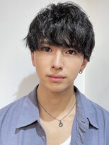 フイ 代々木(Hui) メンズ/アップバング/ツーブロックマッシュ/束感ショート/波巻き
