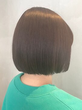 ダブル(W) プッツン！ミニボブ