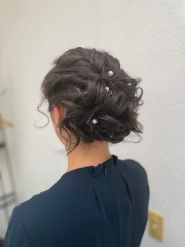 ペスコペスカ(PESCO PESCA) パーティーまとめ髪