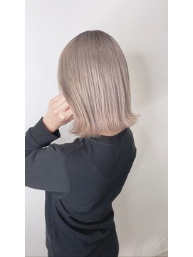 シャイル(CHAiL) ミルクティーベージュ外ハネボブ