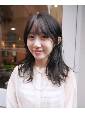 アンテシニヨン(Un the Shiniyon) ミディアムヘア