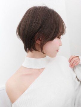 ネオリーブ クタ 町田店(Neolive kuta) 似合わせカット　20代30代40代50代   ショートボブ/暗めカラ―