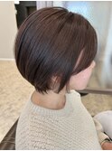 ピンクブラウン ショートボブ