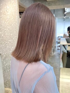 サンク 原宿 表参道(cinq) ミルクティーベージュハイトーンカラーブリーチありダブルカラー