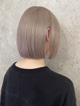 リムレスバイサンク 万代 新潟駅(LIMLESS by cinq) ミルクティーベージュケアブリーチハイトーンカラーダブルカラー