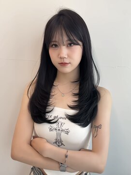 ジュイル シブヤ(JEWIL SHIBUYA) 黒髪×韓国風レイヤーカット