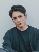 ビューティービースト 桟橋通り店(beauty:beast)&nbsp;スーツ黒髪ショートマッシュ 爽やかツーブロックゆるパー マ