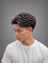 ノラ ギンザ(NORA GINZA)&nbsp;アップバングショートセンターパートツーブロックシャドウルーツ