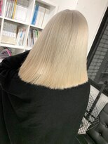 ディーカヘアーセンダイ(Di KA HAIR sendai)&nbsp;切りっぱなし/ボブ/ロブ/ブロンド/ホワイト/ベージュ/ブリーチ